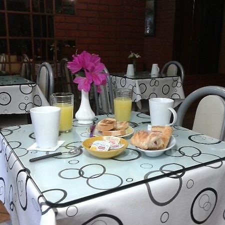 Hotel Colonial Buenos Aires Exteriér fotografie